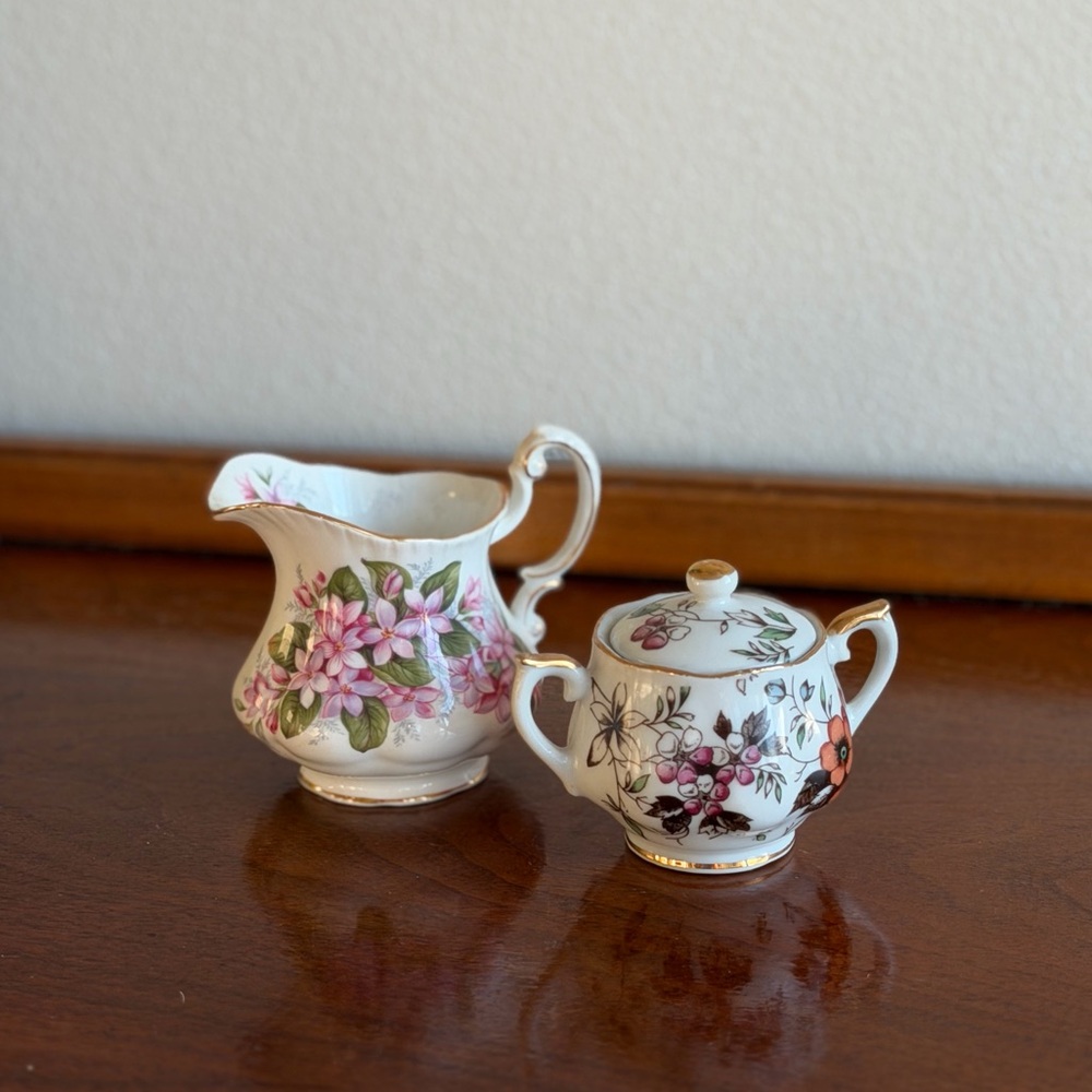 Floral Creamer and Sugar Bowl Set